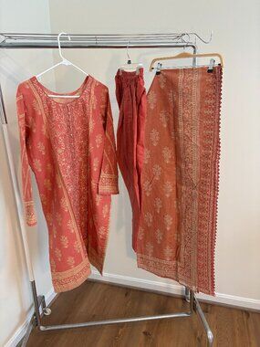 Bin Saeed Khaddar/cotton Peach embroidered Pakistani kameez/ trousers 3pc